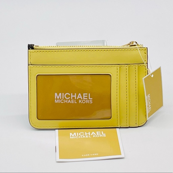 Michael Kors Small TZ Coinpouch w/ID - Picture 2 of 5
